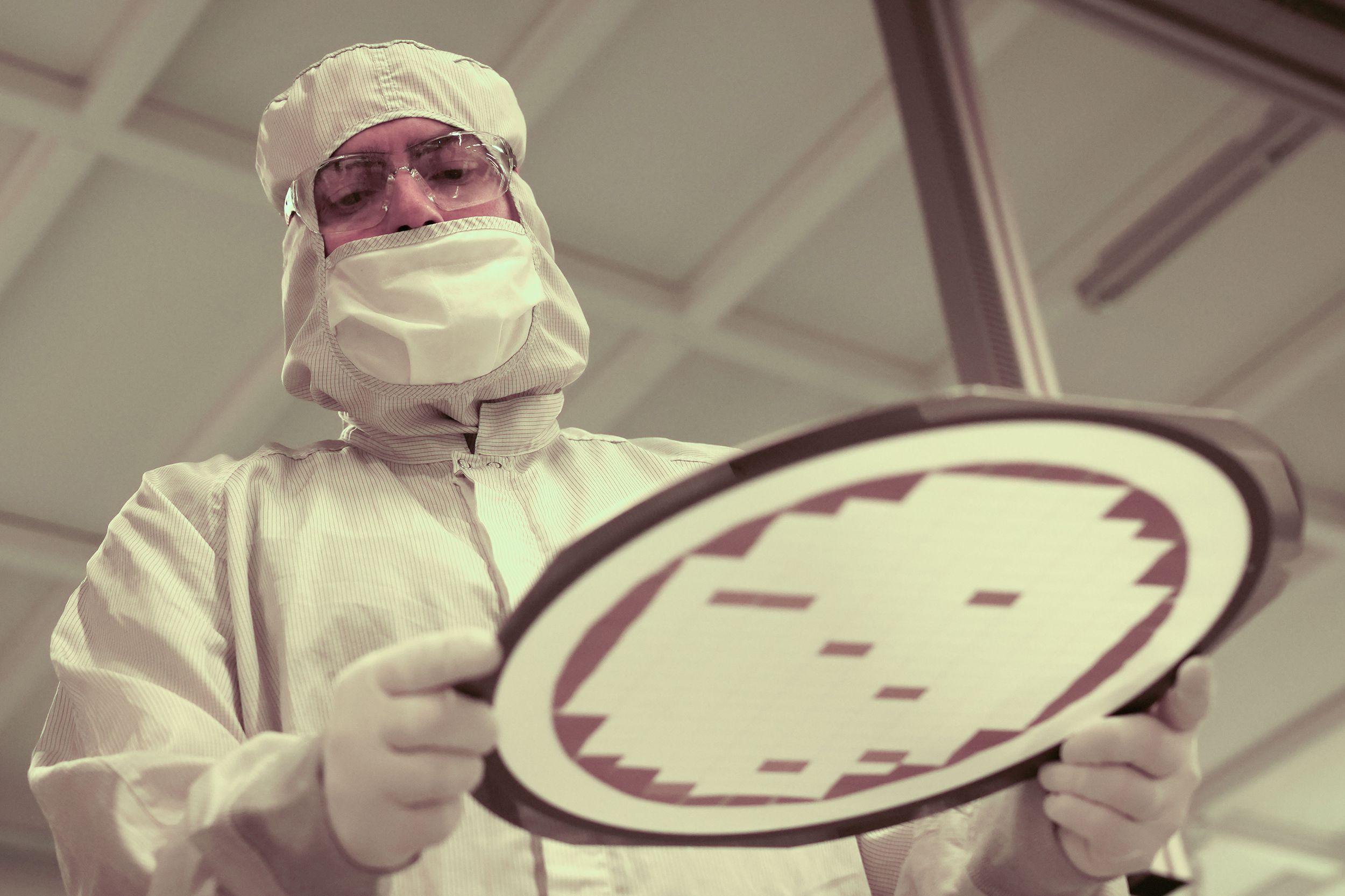 The Ridiculously Nerdy Intel Bet That Could Rake in Billions